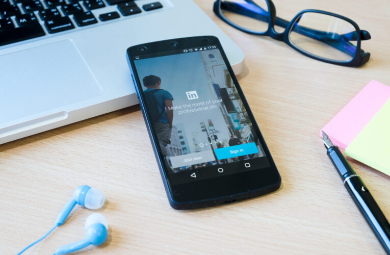 Quels sont les éléments qui influencent le coût Linkedin premium ?
